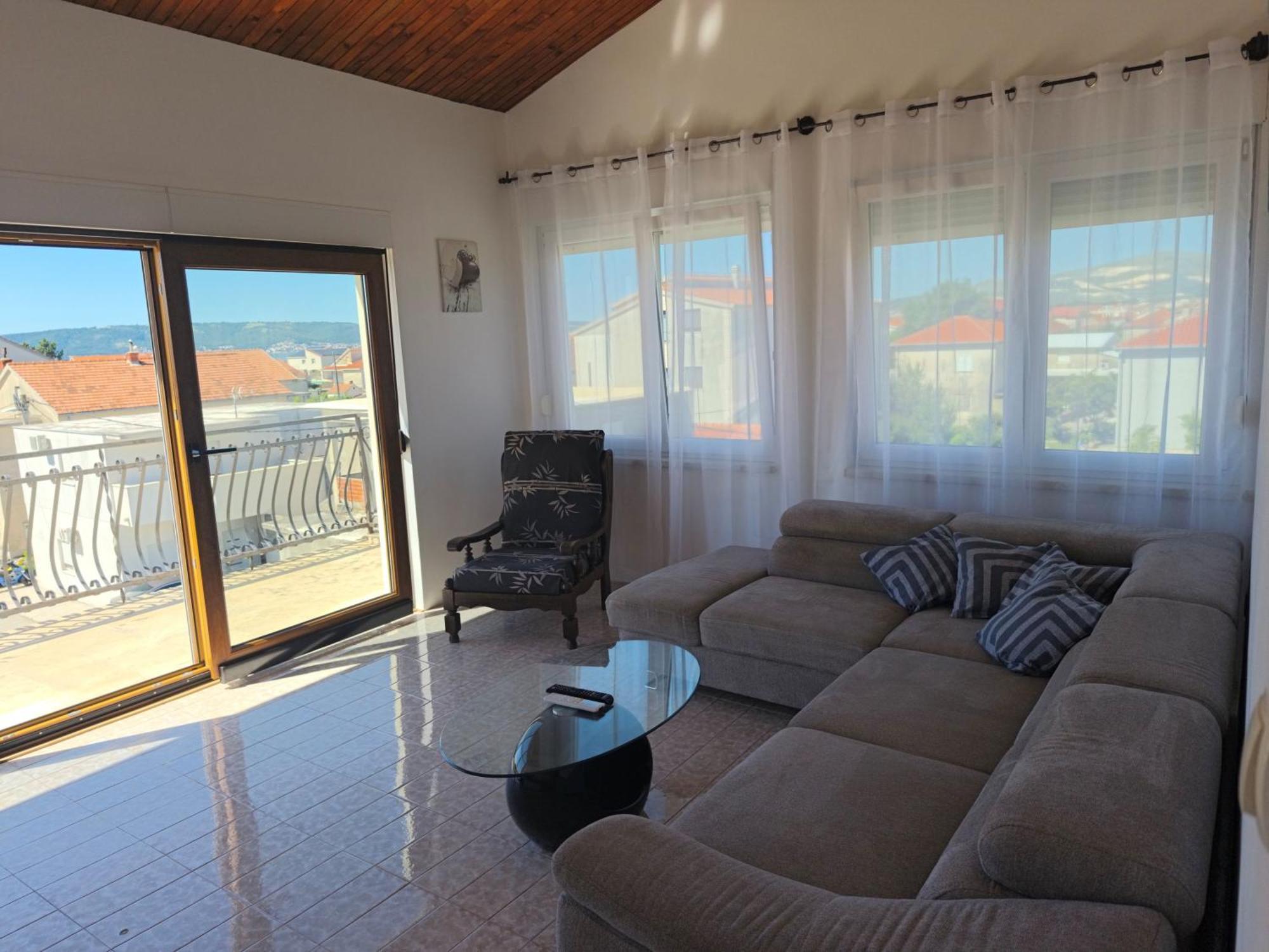 Apartmani Ljubica Kaštela Exterior foto