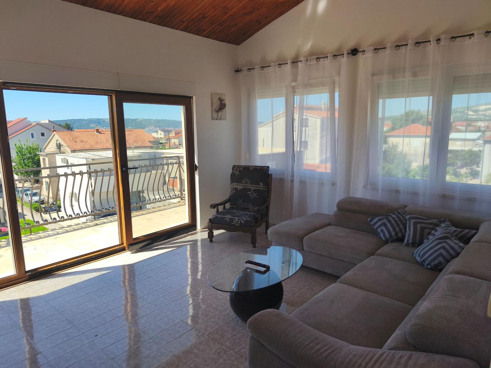 Apartmani Ljubica Kaštela Exterior foto